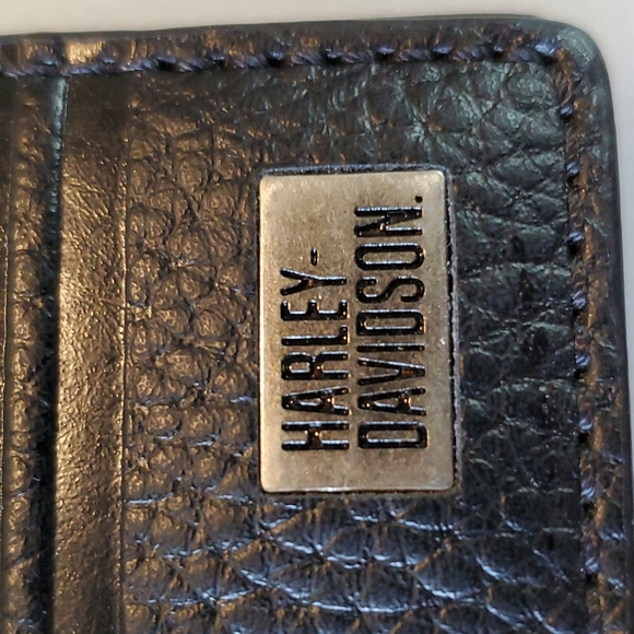 Harley Davidson Men's Embossed Stripe Bi Fold Leather Wallet - Picture 7 of 7